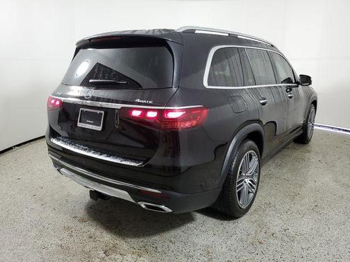Black 2024 Mercedes-Benz GLS 450 4MATIC