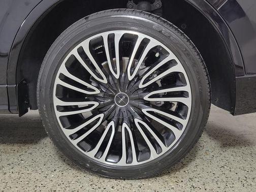 Infinite Black Metallic 2023 Lincoln Aviator Black Label AWD