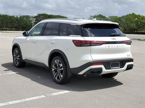 2025 INFINITI QX60 Luxe