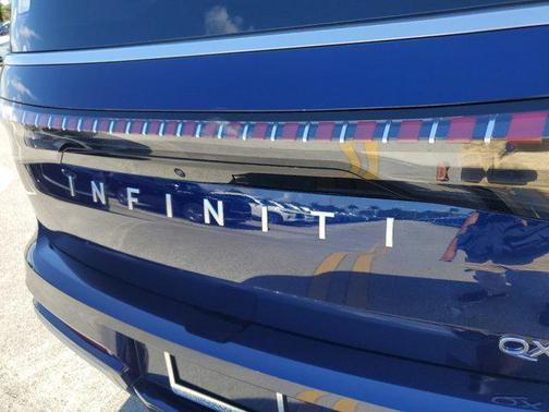 2025 INFINITI QX80 SENSORY AWD