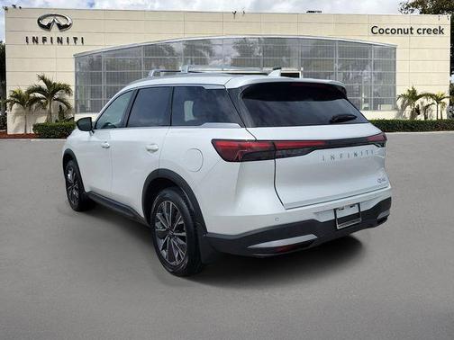 Radiant White 2027 INFINITI QX60 Luxe