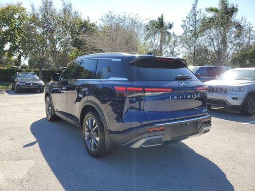 2022 INFINITI QX60 Luxe