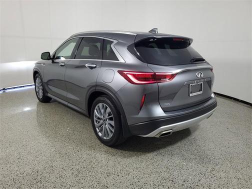 2023 INFINITI QX50 LUXE AWD