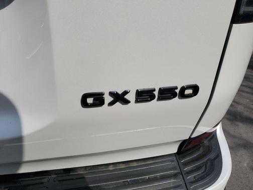 2024 Lexus GX 550 Luxury