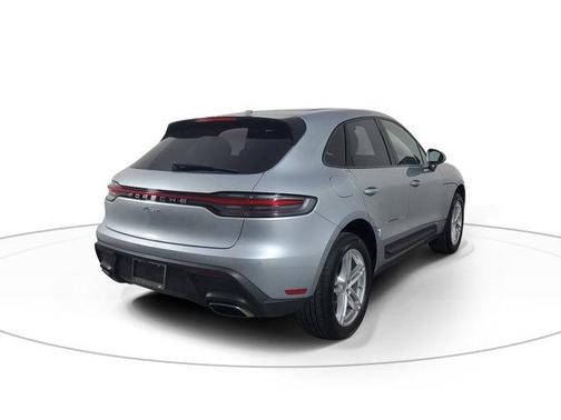 2024 Porsche Macan Base