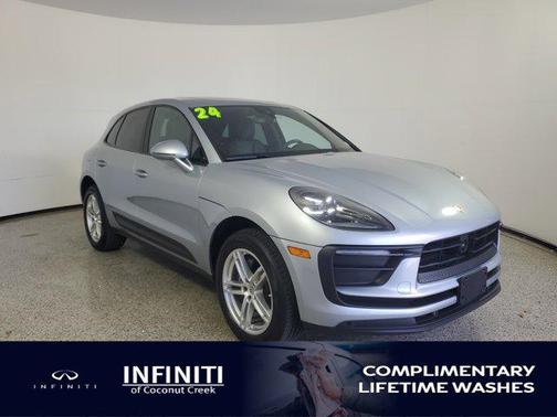 2024 Porsche Macan Base