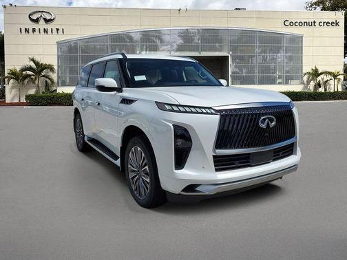 Radiant White 2026 INFINITI QX80 Luxe