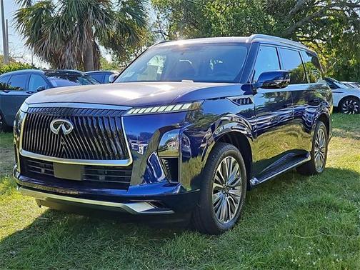 2025 INFINITI QX80 Luxe