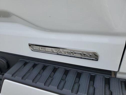 Summit White 2024 GMC Sierra 1500 Elevation