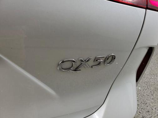 Radiant White 2023 INFINITI QX50 Luxe