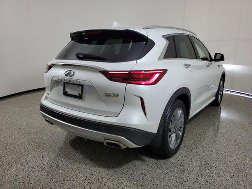 Radiant White 2023 INFINITI QX50 Luxe