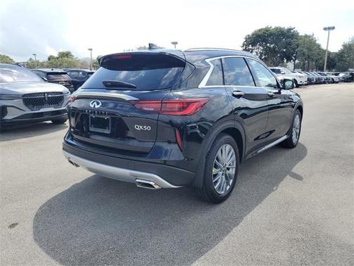 2025 INFINITI QX50 Luxe AWD