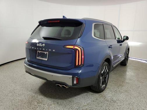 2023 Kia Telluride EX