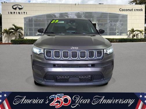 Granite Crystal Clearcoat Metallic 2023 Jeep Compass Sport