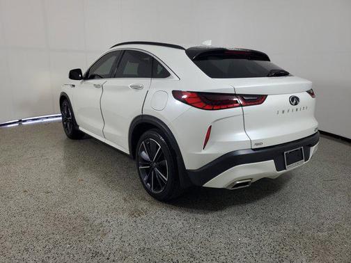 2023 INFINITI QX55 LUXE