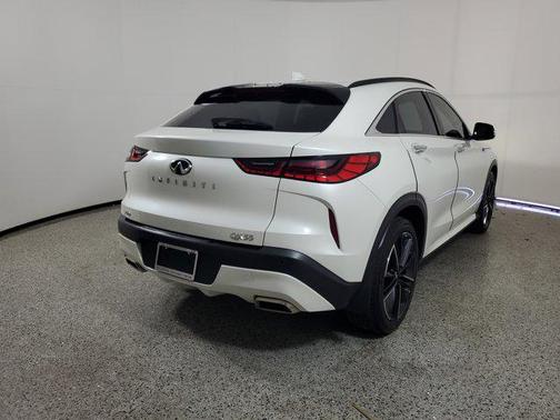 2023 INFINITI QX55 LUXE
