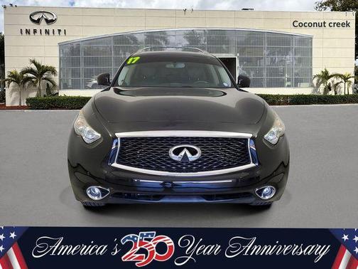 Black 2017 INFINITI QX70 Base