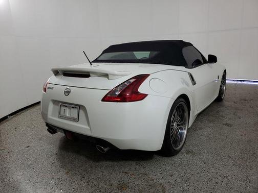 2018 Nissan 370Z Base
