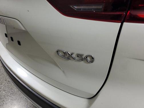 2020 INFINITI QX50 LUXE AWD
