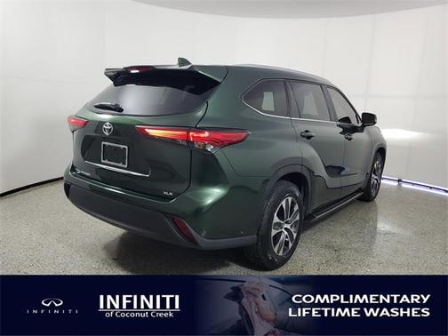 2023 Toyota Highlander XLE