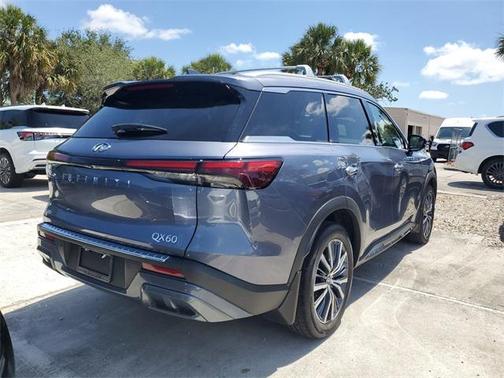2023 INFINITI QX60 SENSORY
