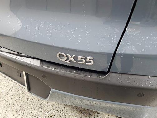 2023 INFINITI QX55 LUXE