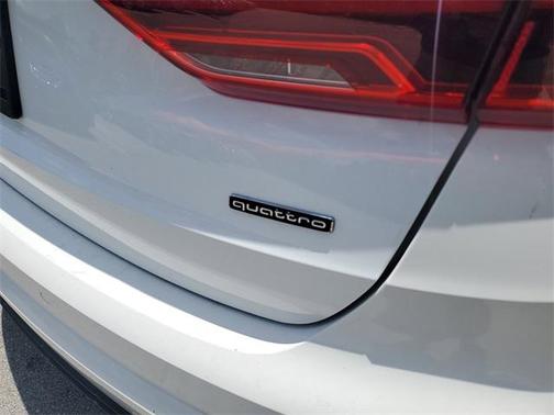 2023 Audi Q3 Premium 45 TFSI S line quattro Tiptronic