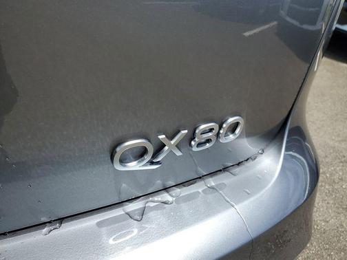 Dynamic Metal 2026 INFINITI QX80 Luxe