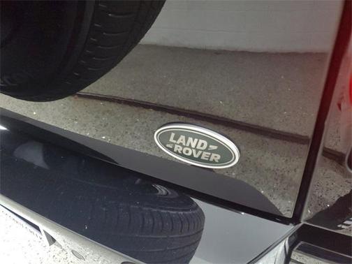 2023 Land Rover Defender 110 X-Dynamic SE