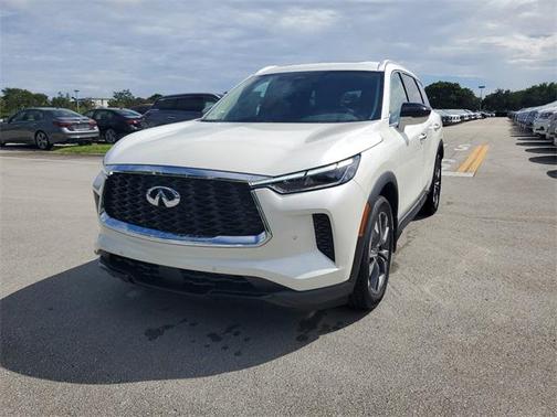 2025 INFINITI QX60 Luxe