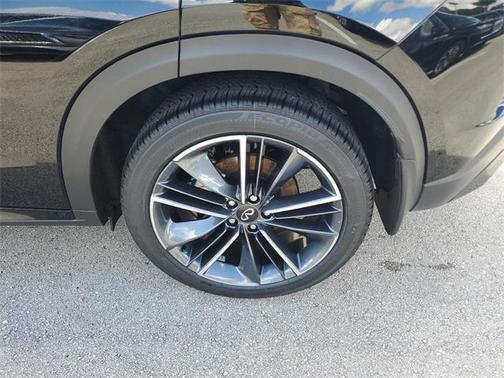 2025 INFINITI QX55 LUXE