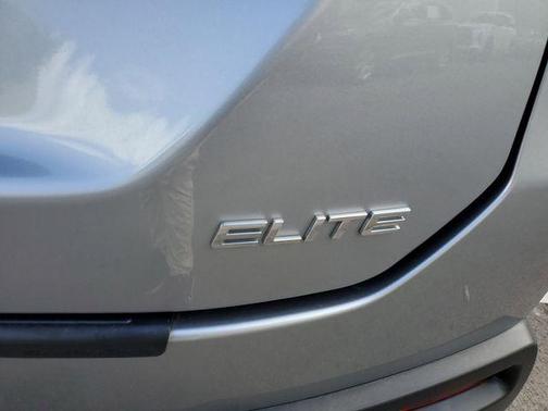 Lunar Silver Metallic 2023 Honda Pilot Elite