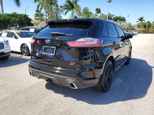 2020 Ford Edge ST