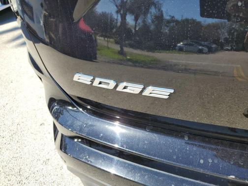 2020 Ford Edge ST