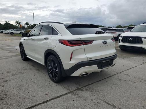 2023 INFINITI QX55 SENSORY