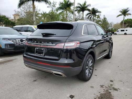 2023 Lincoln Nautilus Standard