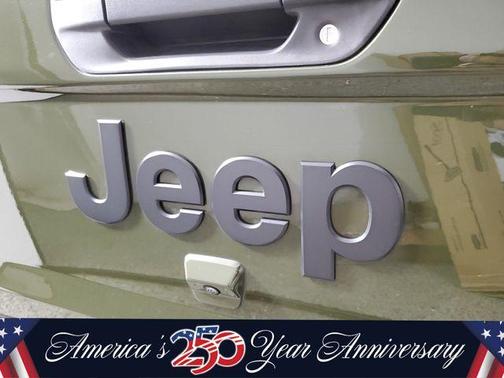 Sarge Green Clearcoat 2023 Jeep Gladiator Sport