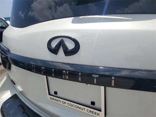 2024 INFINITI QX80 SENSORY AWD