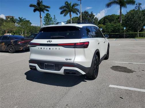 2025 INFINITI QX60 Luxe