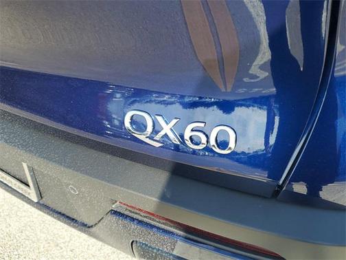 2025 INFINITI QX60 Pure