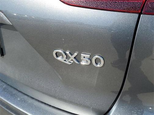 2025 INFINITI QX50 Luxe AWD