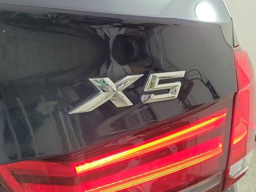 Imperial Blue Metallic 2018 BMW X5 sDrive35i