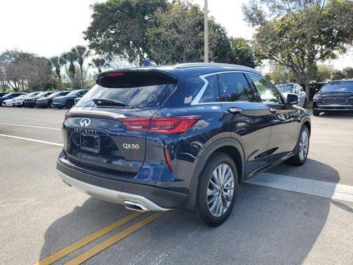 2025 INFINITI QX50 Luxe AWD