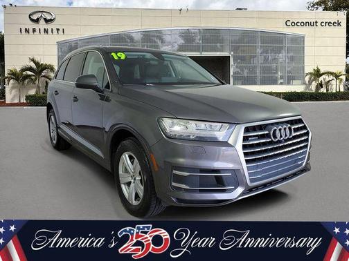 Samurai Gray Metallic 2019 Audi Q7 45 Premium Plus