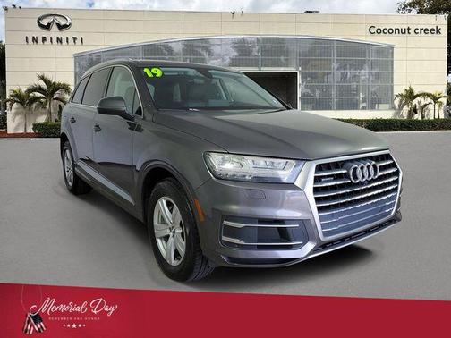 Samurai Gray Metallic 2019 Audi Q7 45 Premium Plus