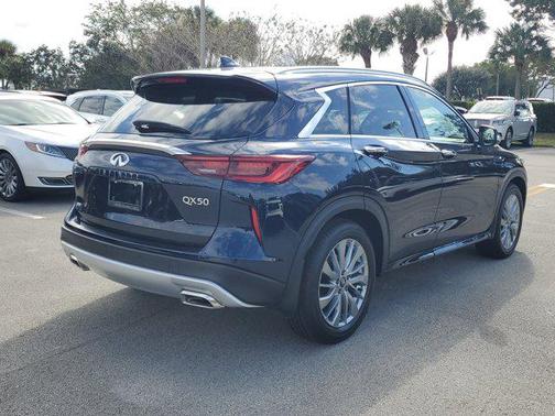 2025 INFINITI QX50 Luxe AWD