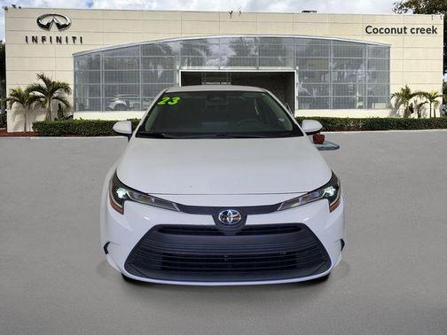 Ice 2023 Toyota Corolla LE