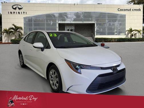 Ice 2023 Toyota Corolla LE