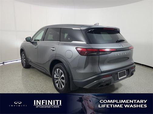2022 INFINITI QX60 Pure