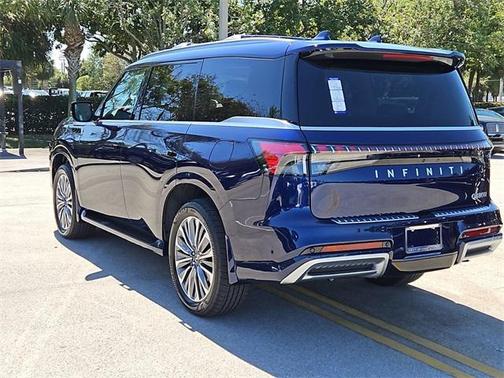 2025 INFINITI QX80 SENSORY AWD